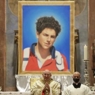 Papa Francisco canonizará al primer santo "millennial y digital"