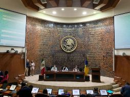 Morena consideró que el gobernador de Jalisco debería preocuparse más por entregar finanzas sanas al próximo gobierno. EL INFORMADOR/ ARCHIVO