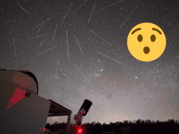 La astronomía estudia los cuerpos celestes del universo, sus movimientos y las leyes que los rigen. Flickr