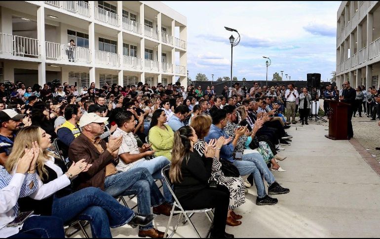 Está preparatoria recibirá a 700 alumnos en enero, mientras que la meta en tres años en llegar a 4 mil 200 estudiantes en el plantel educativo. CORTESÍA
