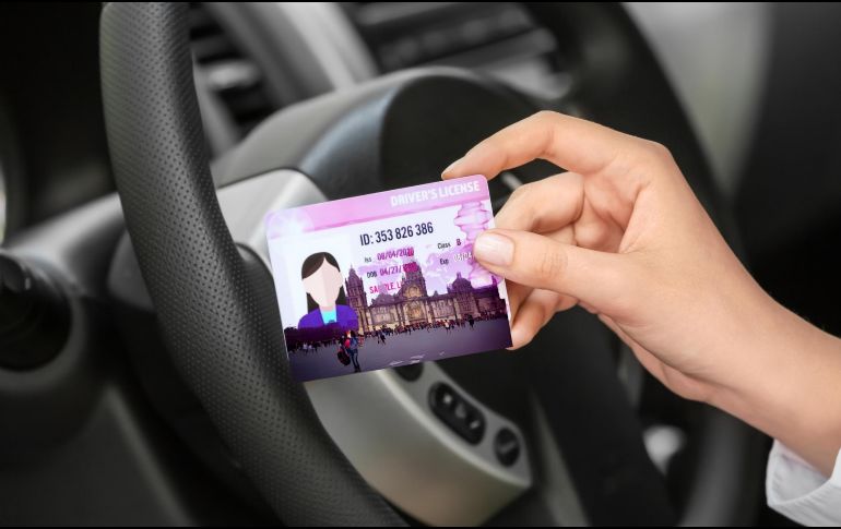 La nueva licencia de conducir permanente en la CDMX está sujeta a la aprobación de un examen obligatorio. ESPECIAL / CANVA