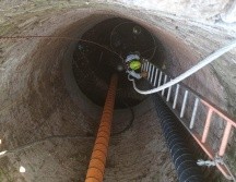 Los elementos municipales, además, llevaron a cabo trabajos de limpieza y prevención en la noria para evitar cualquier riesgo de propagación de los gases tóxicos en las casas vecinas. CORTESÍA/Unidad Estatal de Protección Civil y Bomberos Jalisco.