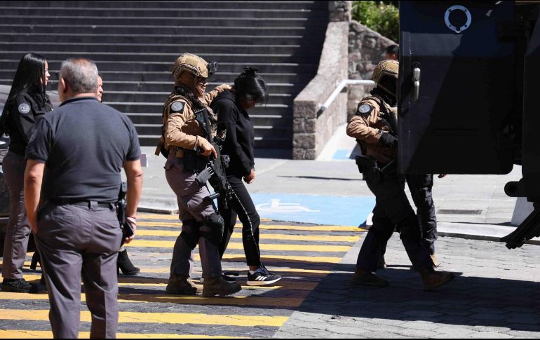 En una docena de municipios del Estado de México han estado involucrados elementos de Seguridad con el crimen, por lo que se han generado órdenes de aprehensión. SUN/A. Hernández