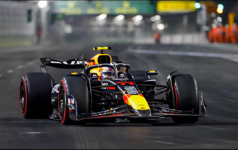 Checo Pérez destacó una mejora en la confianza con el RB20. EFE/S. Shawn