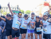 Desde las 6:30 horas que se dio el banderazo de salida, se pudieron observar a personas de todas las edades disfrutar de una de las principales e importantes carreras del país. ESPECIAL/ Comude Guadalajara