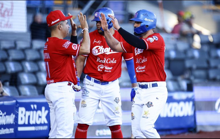 Jalisco no perdonó y urgido de regresar a la senda del triunfo, despedazó al pitcheo visitante. CORTESÍA/ Charros de Jalisco.
