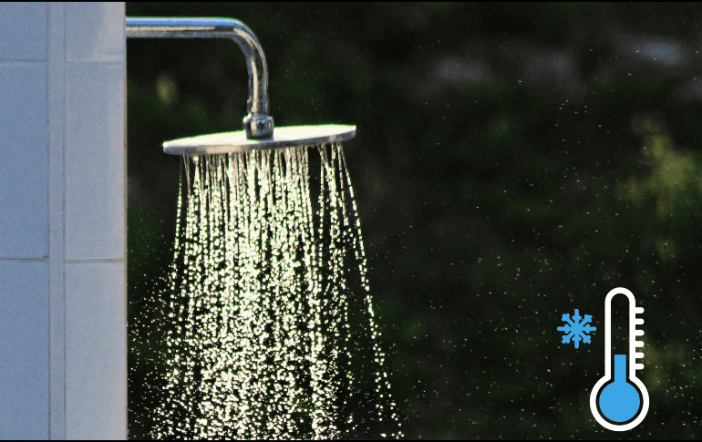 Los especialistas señalan que la temperatura ideal para el agua fría, no debe exceder los 20 y 25 grados. UNSPLASH / C. Cruttenden