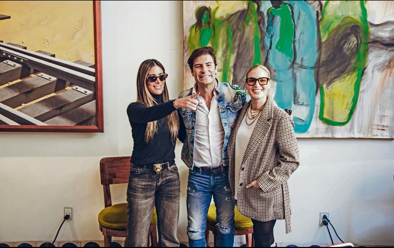 Melissa López, cantante de JNS; Alex Sirvent, integrante de Mercurio, y Angie Taddei, vocalista de JNS. CORTESÍA