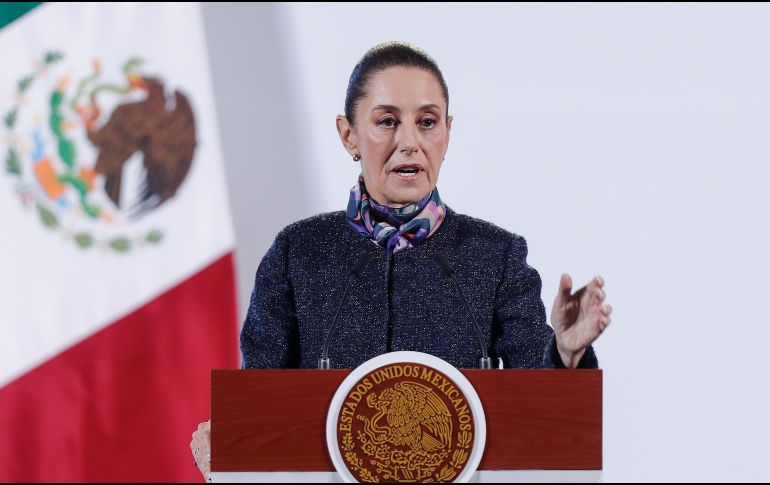 Después de la llamada que sostuvo Sheinbaum con Trump, el gobierno de México reiteró sus acciones para atender a las caravanas migrantes en el sur de nuestro país. EFE / I. ESQUIVEL