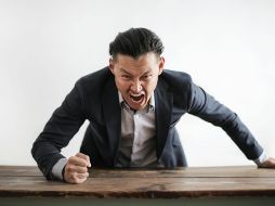 La psicóloga Lucía Gómez profundizó en los rasgos de esta conducta, la cual está influenciada por factores emocionales y mentales. ESPECIAL/Imagen de Andrea Piacquadio en Pexels