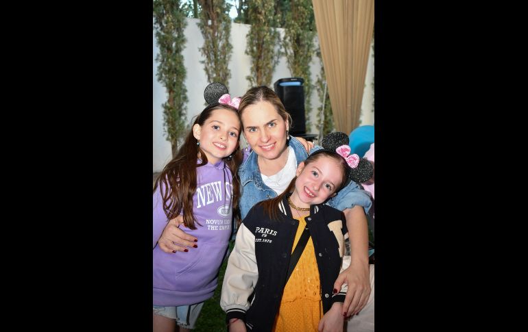 Daniela Spitz Showaki, Ceci Spitz Showaki y Rebeca Showaki. GENTE BIEN JALISCO / M. Rached