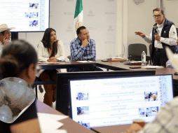Diversas dependencia se reunieron con el fin de desarrollar estrategias preventivas para proteger el ganado de Jalisco. X/ @SaderJal/ GOBIERNO DE MÉXICO