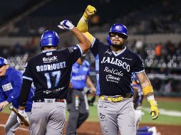 En la séptima entrada Tirso Ornelas pegó jonrón por el jardín derecho y marcó la carrera de la diferencia. CORTESÍA/Charros de Jalisco