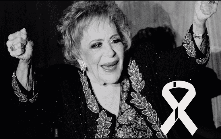 La hija de Alejandra Guzmán calificó la muerte de Pinal como una tragedia, sin embargo, señaló que tuvo la oportunidad de despedirse. EFE/I. ESQUIVEL