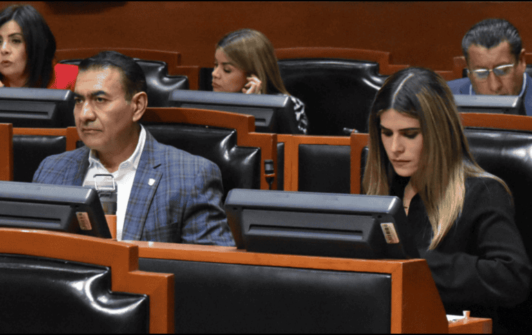 Dejan sus curules Priscilla Franco y Salvador Zamora. CORTESÍA.