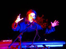 La presentación en Tapalpa, que reunió a un centenar de asistentes, destacó por su atmósfera íntima y reflexiva. CORTESÍA.