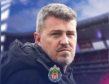 El director técnico 51 años se convirtió en el nuevo entrenador del Guadalajara de cara a la siguiente campaña. X/ @Chivas.