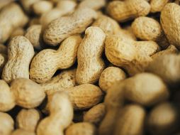 El cacahuate es la botana más popular en el mundo. ESPECIAL / Foto de Vladislav Nikonov en Unsplash