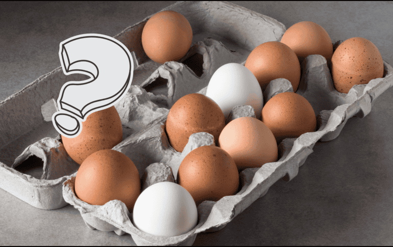 Un huevo cocido con una yema gris verdosa no representa un riesgo para la salud. Este cambio de color es el resultado de una reacción química natural y no afecta significativamente el valor nutritivo del huevo. CANVA