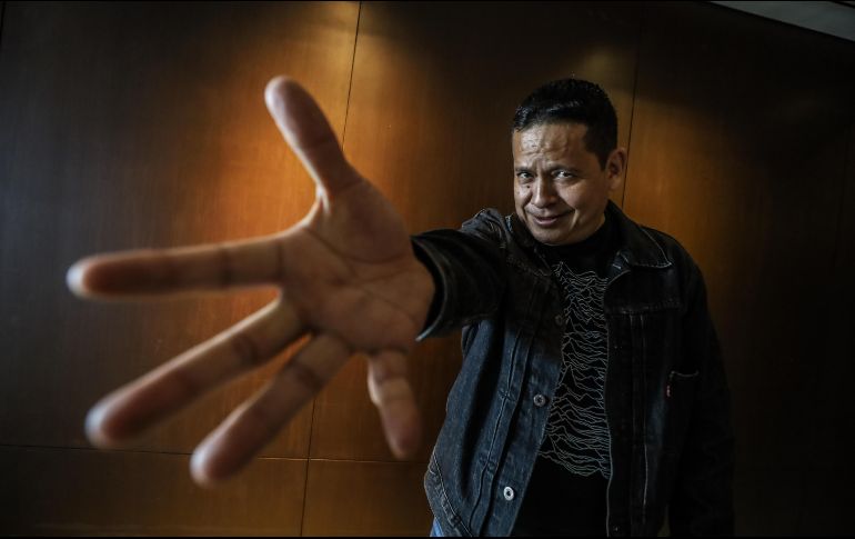 Durante una conversación con EL INFORMADOR, Herbert explicó que el libro está compuesto por tres secciones diferenciadas. EL INFORMADOR / A. Navarro