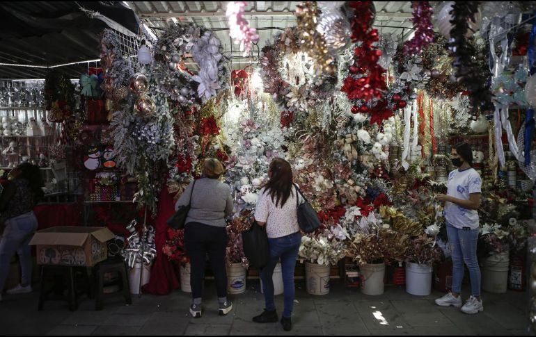 El gasto promedio por persona en esta temporada navideña se espera sea de 4 mil 950 pesos. EL INFORMADOR/ARCHIVO