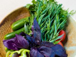 El consumo de grelo también está relacionado con la mejora de la salud cardiovascular. Gracias a su fibra, antioxidantes y calcio, ayuda a reducir los niveles de colesterol malo (LDL) y favorece la circulación sanguínea. Unsplash