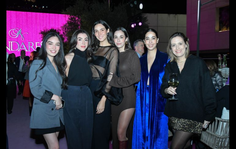 Mafer Heredia, Jazmín Palacios, Denisse de Alaba, Majo Hernández, Georgina Hernández y Sofy Álvarez. GENTE BIEN JALISCO / M. Rached