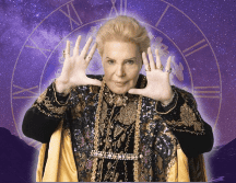 Aquí te compartimos algunas de sus frases mágicas para que este fin de semana esté lleno de luz. FACEBOOK/WALTER MERCADO