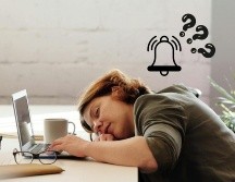 Los adultos necesitan dormir lo suficiente y en un horario similar todas las noches para evitar problemas futuros.ESPECIAL/Pexels y Canva