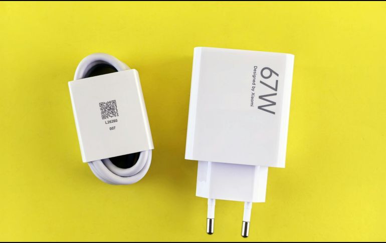 Un cargador en mal estado puede afectar el tiempo de carga del dispositivo e incluso disminuye la capacidad de alimentarlo de energía. ESPECIAL/ Foto de Andrey Matveev en Unsplash