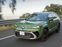 El nuevo diseño presenta la parrilla en una posición más baja que permite acomodar un juego de ópticas LED. CORTESÍA