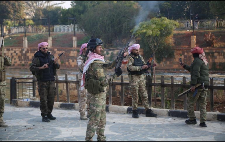 De momento no hay ninguna comunicación del gobierno leal a Al Asad. EFE/EPA/BILAL AL HAMMOUD.