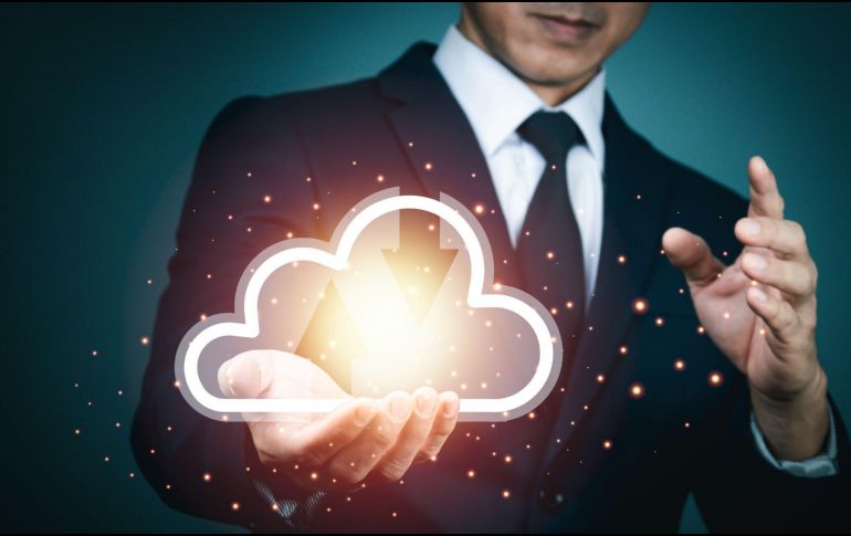 El Día Mundial de la Informática no solo reconoce los logros pasados, sino que también nos motiva a continuar explorando nuevas fronteras tecnológicas, siempre con la vista puesta en un impacto positivo para la humanidad. CANVA