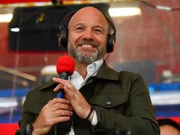 Luis García, analista deportivo durante un partido de Chivas en la Liga MX. IMAGO7