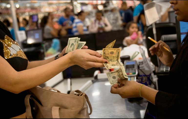 El dinamismo de la economía golpeó al tipo de cambio. EFE