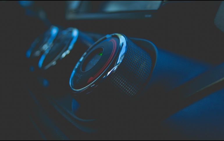 Es importante entender cómo funciona correctamente el sistema de aire acondicionado y evitar prácticas que puedan ponerlo en riesgo. UNSPLASH / T. Dykes