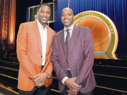 Vince Carter (der.) y Tracy McGrady. AFP/J. Garrabrant