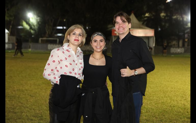 Yasbeth Talamante, Yasbeth Andrade y Omar Rodríguez. GENTE BIEN JALISCO / A. Martínez