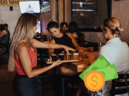 1.7 millones de personas cuentan con un trabajo que depende de las propinas, comisiones u honorarios. Pexels