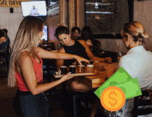 1.7 millones de personas cuentan con un trabajo que depende de las propinas, comisiones u honorarios. Pexels