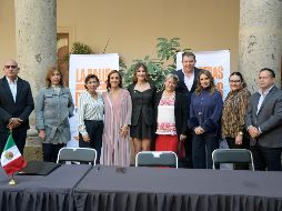 Mónica Magaña estuvo acompañada por la presidenta del DIF Jalisco, Maye Villa de Lemus, el director de Servicios de Salud Jalisco, el Dr. Hugo Bravo Hernández y representantes de asociaciones civiles como “La Asociación Mexicana de Diabetes”, “Mi Gran Esperanza” y “Trasplantados Hospital Civil”. CORTESÍA.
