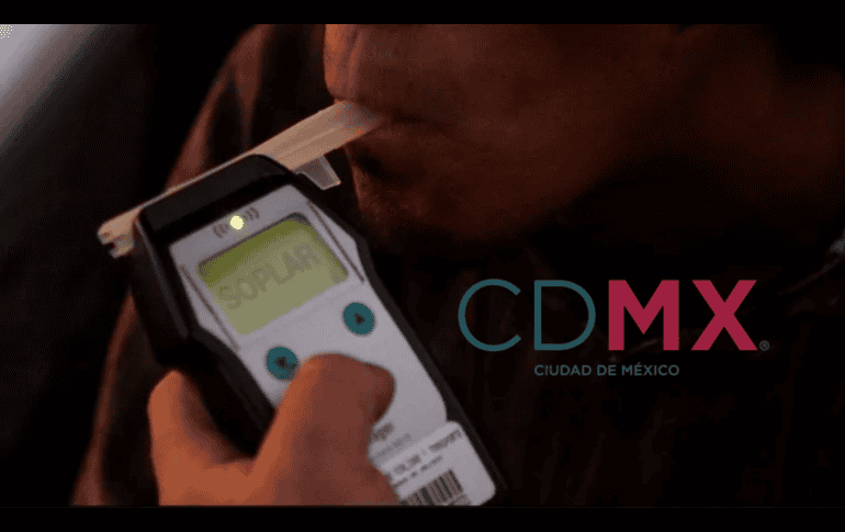 Si te someten a la prueba del alcoholímetro en la CDMX y no la apruebas, podrían sancionarte con arresto administrativo inconmutable de 20 a 36 horas. EL INFORMADOR/ ARCHIVO/ ESPECIAL