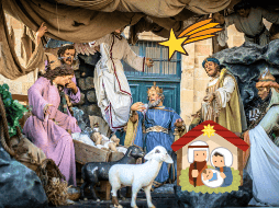 Navidad también es representada en muchos lugares con la escena del nacimiento de Jesús, ESPECIAL/PEXELS