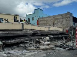 Edificio colapsado en Port Vila, al sismo le siguieron réplicas de intensidad 5.5 y 5.4. EFE/VBTC NEWS