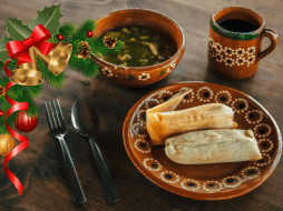 Los tamales son un alimento tradicional de las fechas decembrinas. PEXELS / CANVA