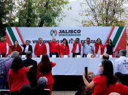 Esta tarde rindieron protesta los nuevos integrantes que quedarán a cargo de la Secretaría General de la Dirigencia Estatal, la Secretaría Técnica del Consejo Político Estatal y la Comisión de Honor y Justicia Partidaria del PRI Jalisco. CORTESÍA