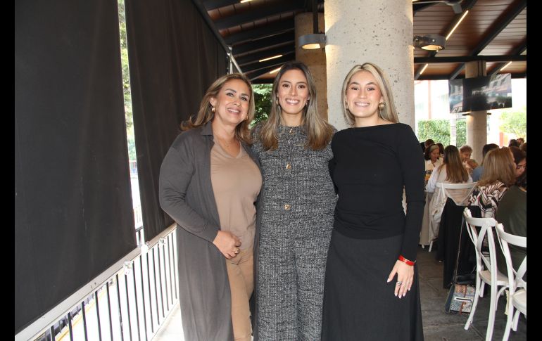 Mónica Cruz, Carola y Pamela Galindo. GENTE BIEN JALISCO/ Esmeralda Escamilla