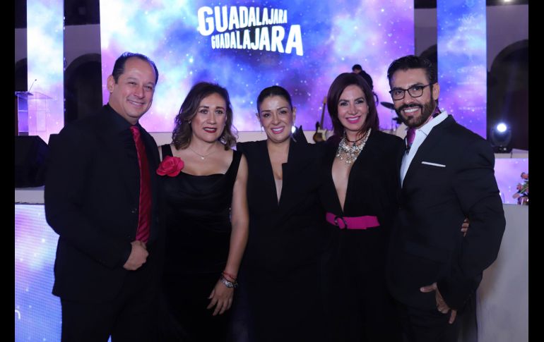 Alejandro Bravo, Irasema Cornejo, Lorena Martínez, Martha Infante y José Miguel Santos. GENTE BIEN JALISCO / C. Jimeno