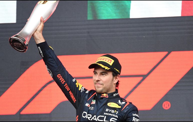 Checo Pérez es el mejor piloto mexicano en la historia. AFP / ARCHIVO