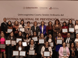 La distinción fue entregada en el marco de la 54 Sesión Ordinaria del Sistema Nacional de Prevención, Atención, Sanción y Erradicación de la Violencia contra las Mujeres. CORTESÍA.